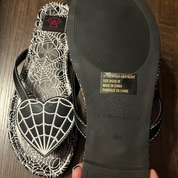 Strangecvlt Spider Web Heart sandals-size 8 - Picture 3 of 3
